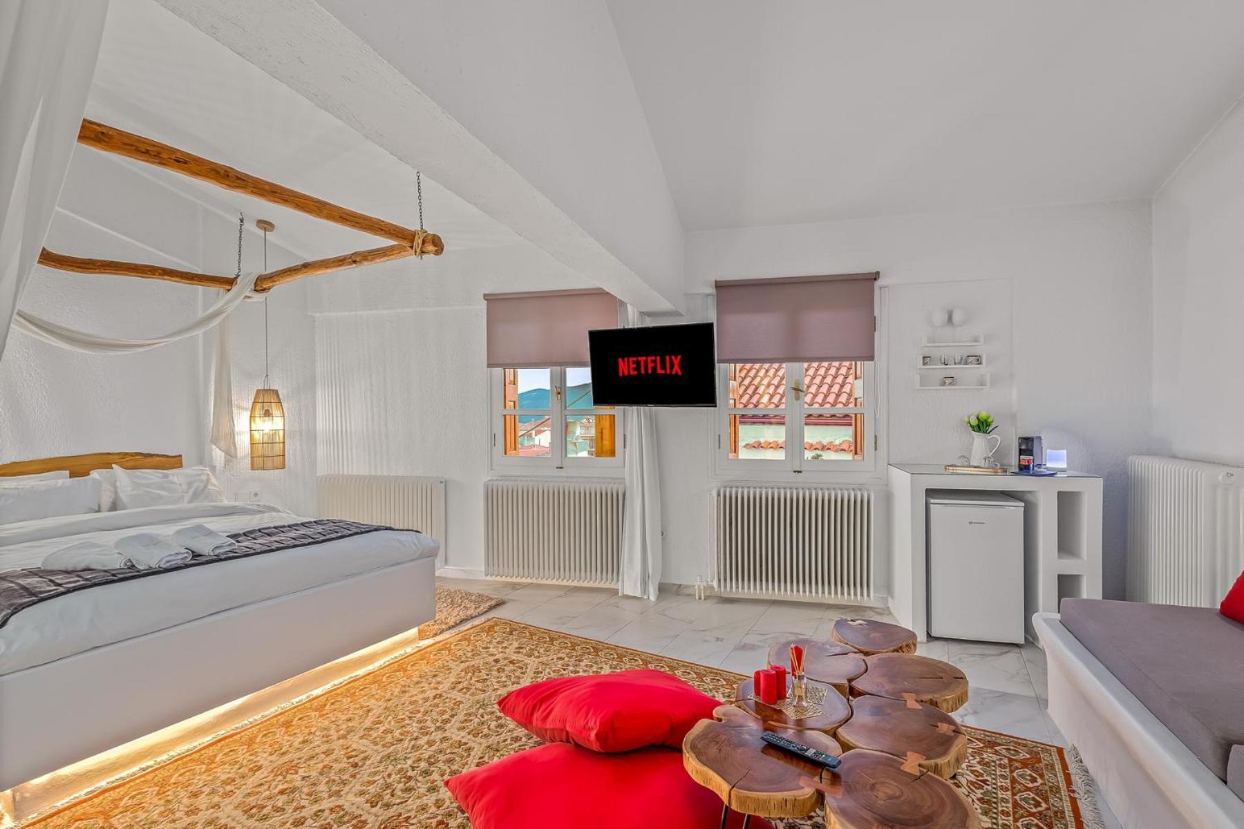 Blue Mountain Guesthouse By Seablue Арахова Экстерьер фото